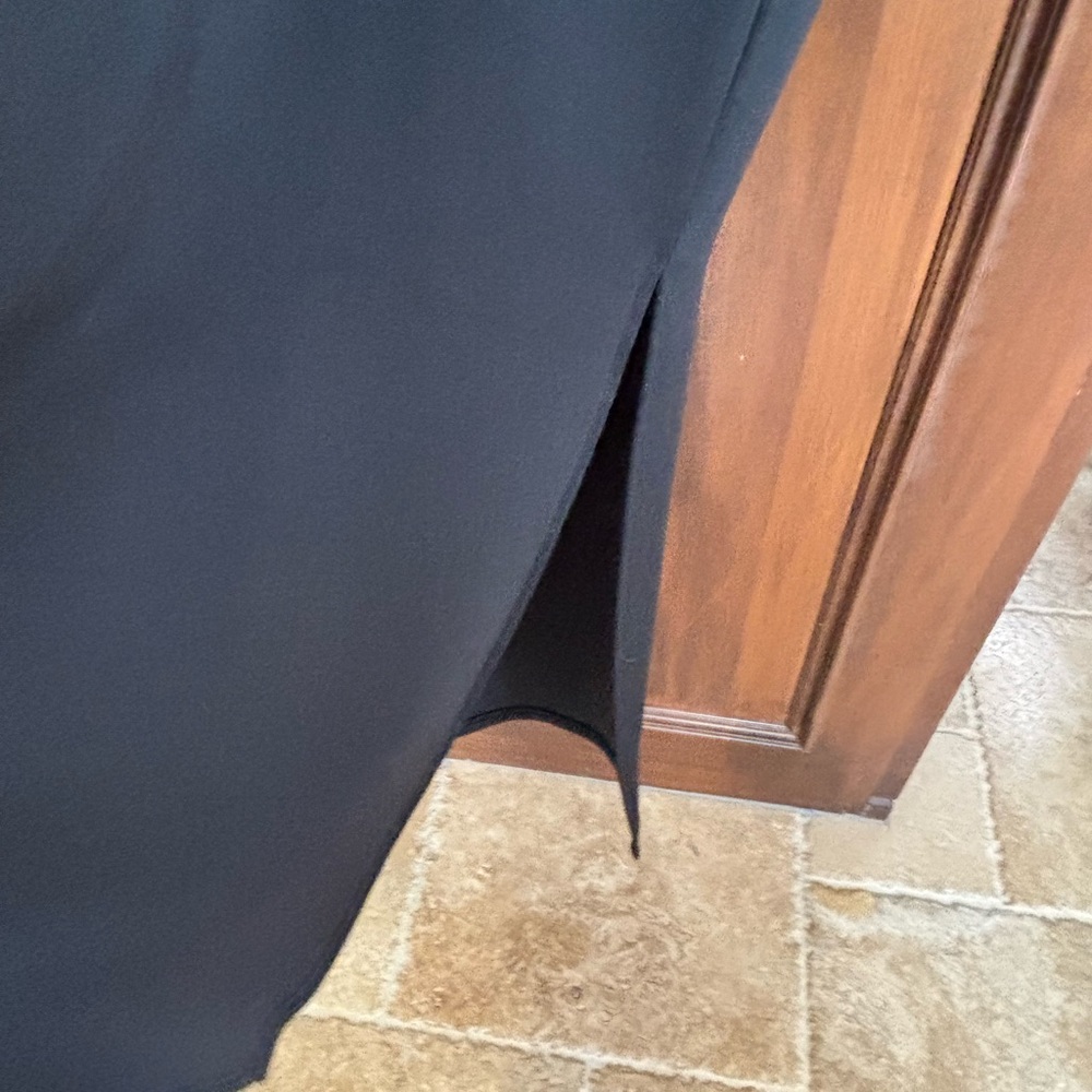 SPANX Air Essentials Maxi Dress - Picture 9 of 11